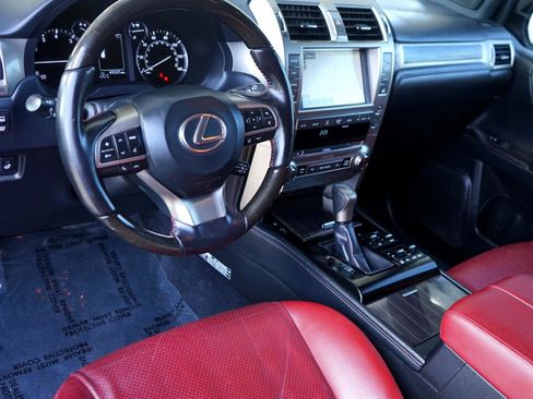 Used 2021 Lexus GX 460 Luxury w/ Sport Design Package image 9