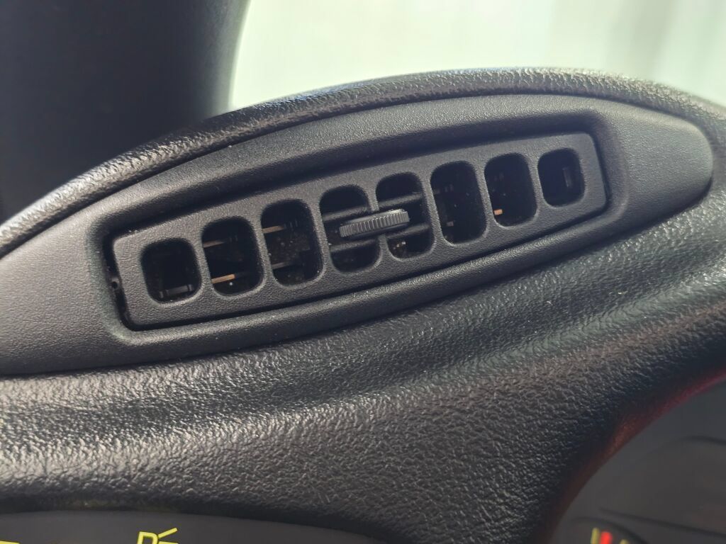 Used 1993 Chevrolet Camaro Z28 RWD image 79