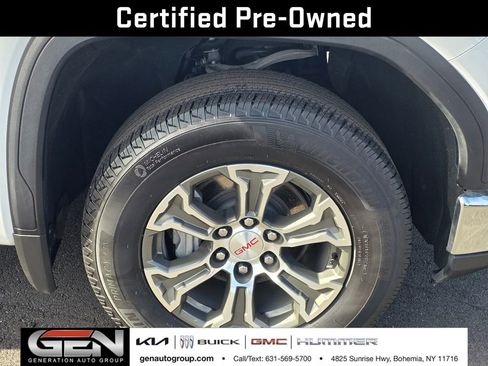 Used 2025 GMC Sierra 1500 SLT image 8