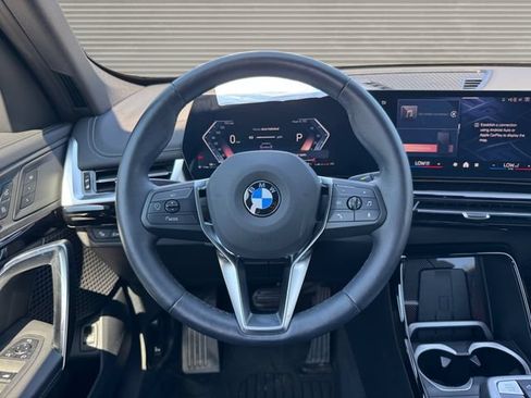 Used 2025 BMW X1 xDrive28i AWD/4WD image 13