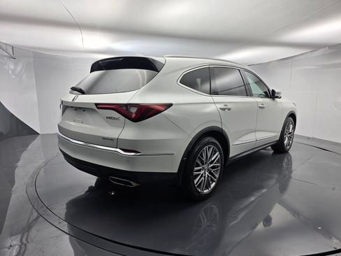 Used 2022 Acura MDX SH-AWD w/ Advance Package image 4