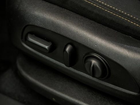 Used 2019 GMC Terrain SLE w/ Driver Convenience Package image 15