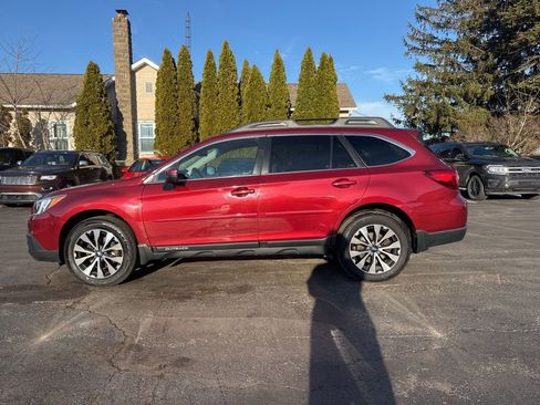 Used 2017 Subaru Outback 3.6R Limited image 10