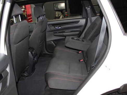 Used 2025 Honda CR-V Sport image 10