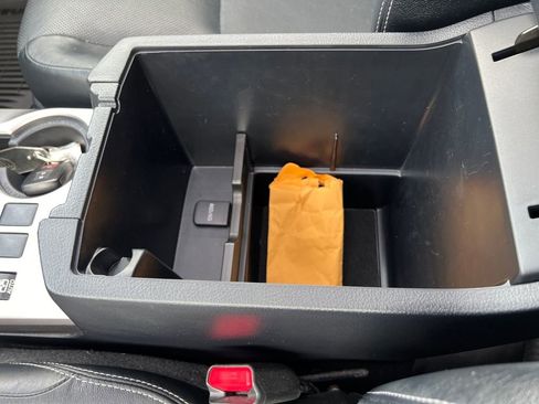 Used 2021 Toyota 4Runner Limited image 28