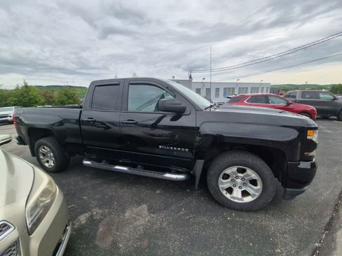Used 2018 Chevrolet Silverado 1500 LT w/ All Star Edition AWD/4WD image 8