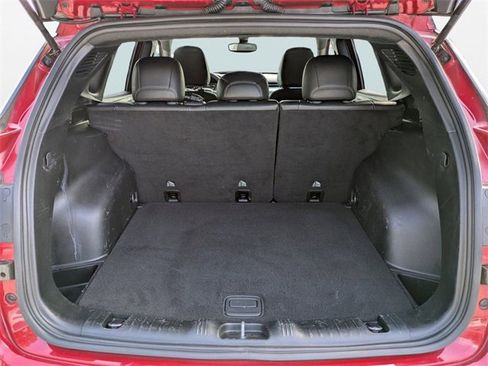 Used 2023 Jeep Compass Limited image 13