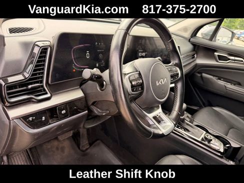 Used 2023 Kia Sportage EX image 14