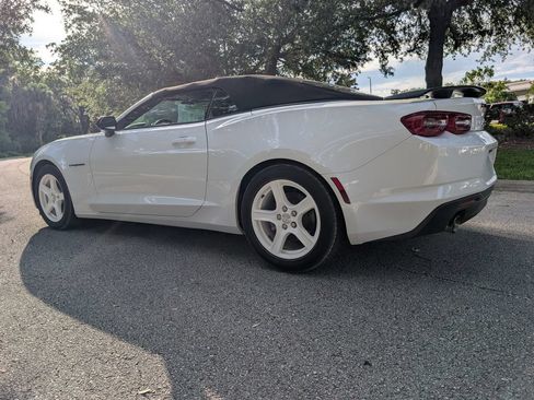 Used 2023 Chevrolet Camaro LT w/ Technology Package RWD image 6