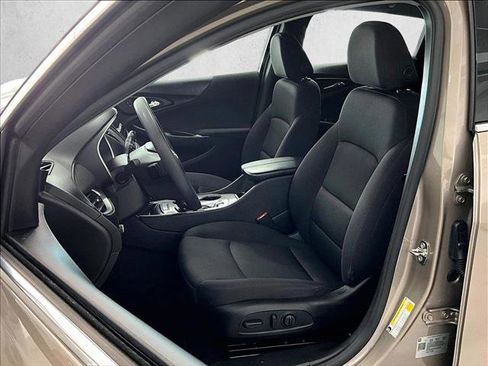 Used 2023 Chevrolet Malibu LT FWD image 27