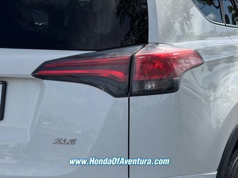 Used 2018 Toyota RAV4 XLE FWD image 6