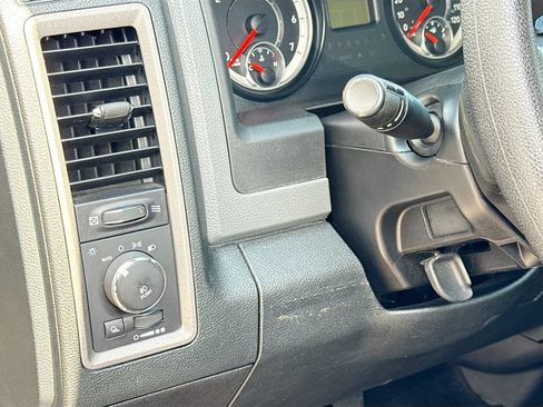 Used 2016 RAM 1500 Express w/ Popular Equipment Group AWD/4WD image 10