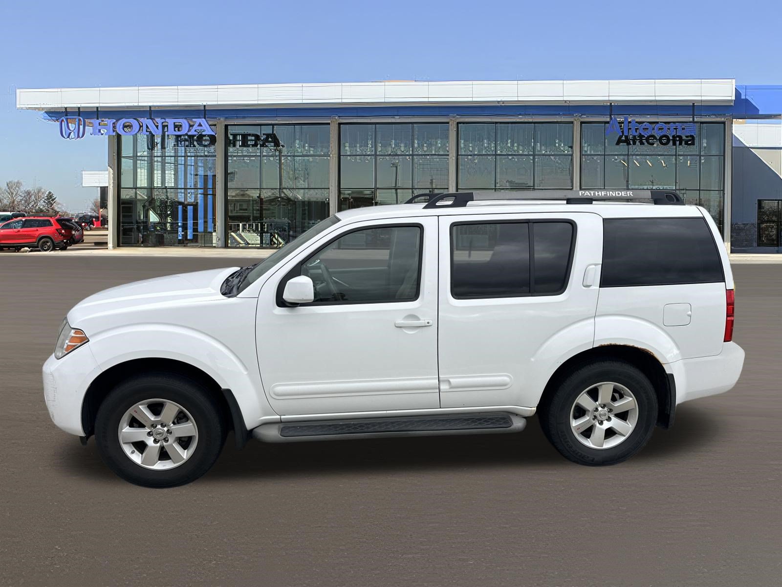 Used 2012 Nissan Pathfinder SV AWD/4WD image 2