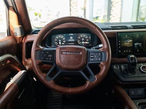 Used 2022 Land Rover Defender 90 X-Dynamic HSE image 18