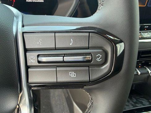 New 2026 Chevrolet Colorado W/T w/ WT Custom Package RWD image 9