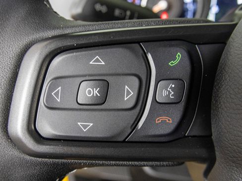 New 2026 Jeep Wrangler Unlimited Rubicon AWD/4WD image 30