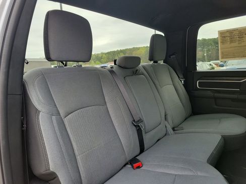 Used 2024 RAM 2500 Big Horn image 38