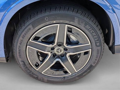 New 2026 Mercedes-Benz GLC 300 4MATIC image 9