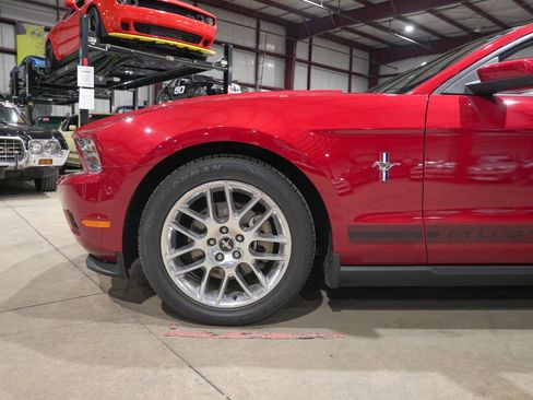 Used 2012 Ford Mustang Premium image 3