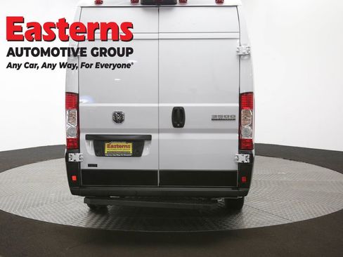 Used 2023 RAM ProMaster 3500 w/ Driver Convenience Group image 35