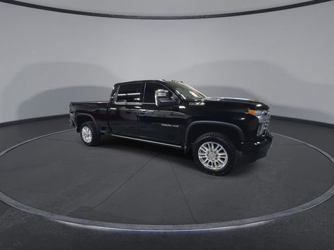 Certified 2022 Chevrolet Silverado 3500 High Country w/ Z71 Off-Road Package image 2