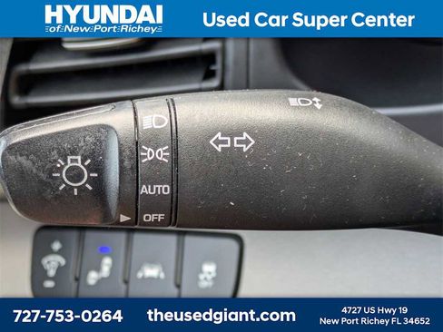 Used 2019 Hyundai Elantra SEL image 26