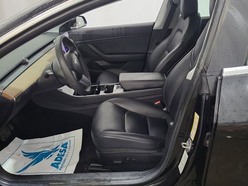 Used 2019 Tesla Model 3 Standard Range Plus RWD image 6