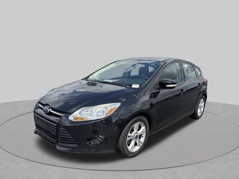 Used 2013 Ford Focus SE FWD image 1