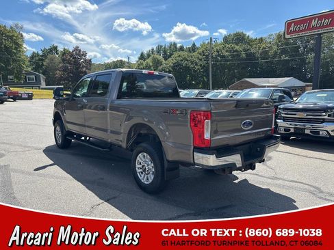 Used 2019 Ford F250 XLT w/ Snow Plow Prep Package image 3