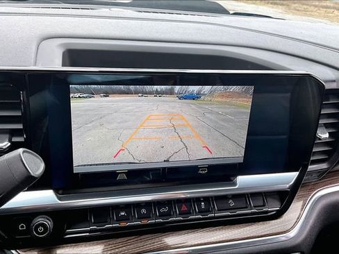 Used 2023 Chevrolet Silverado 1500 LT Trail Boss image 15