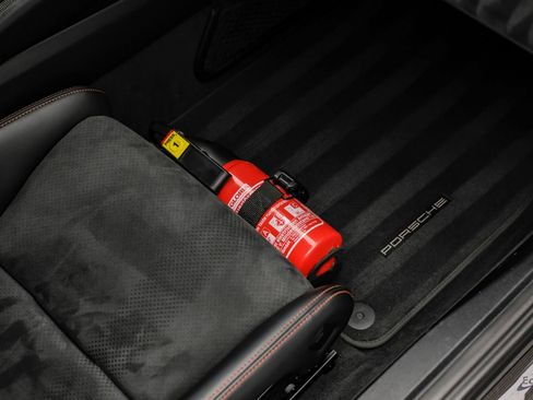 Used 2019 Porsche 911 GT3 RS RWD image 65