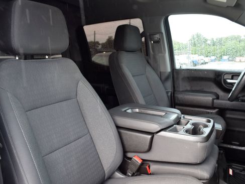 Used 2022 Chevrolet Silverado 1500 Custom RWD image 22