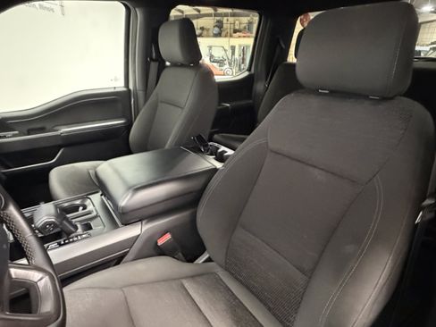 Used 2024 Ford F150 XLT w/ XLT Black Appearance Package AWD/4WD image 18