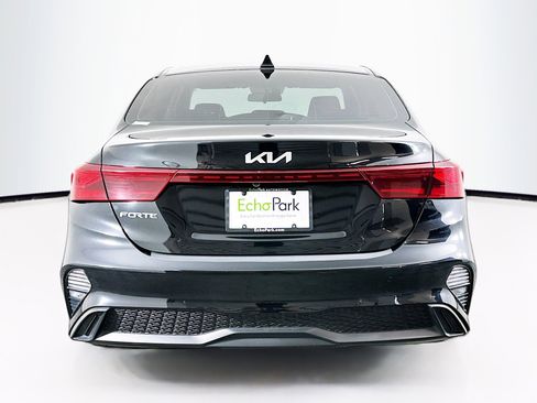 Used 2023 Kia Forte LXS image 7