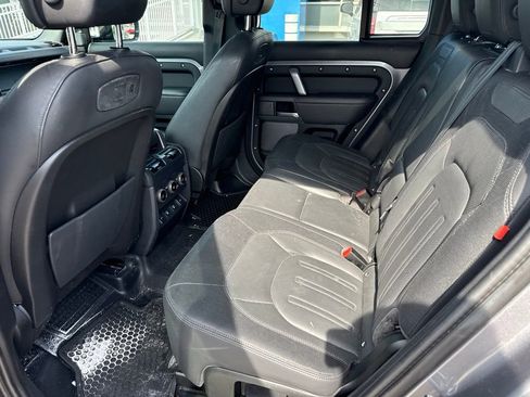 Used 2021 Land Rover Defender 110 X-Dynamic HSE AWD/4WD image 8