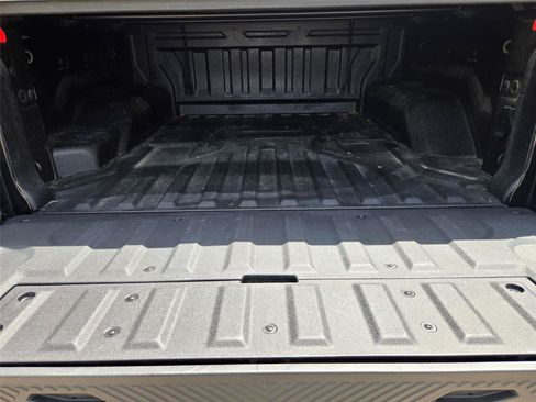 Used 2025 GMC Hummer EV 3X AWD/4WD image 33