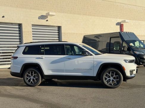 New 2025 Jeep Grand Cherokee L Limited image 5