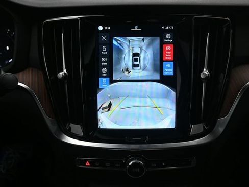 Used 2024 Volvo S60 B5 Plus w/ Protection Package Premier FWD image 12