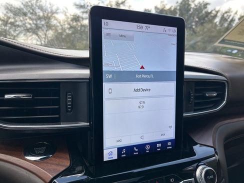 Used 2022 Ford Explorer King Ranch image 32