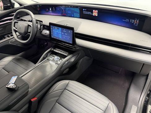 New 2026 Lincoln Nautilus Reserve image 26