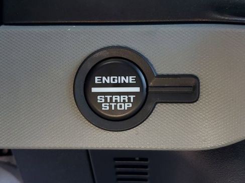 Used 2023 Ford Bronco Badlands image 33