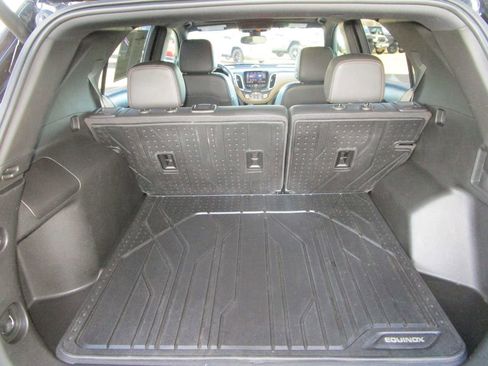 Used 2022 Chevrolet Equinox Premier image 13