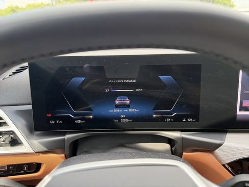New 2026 BMW i4 eDrive40 w/ Premium Package RWD image 23