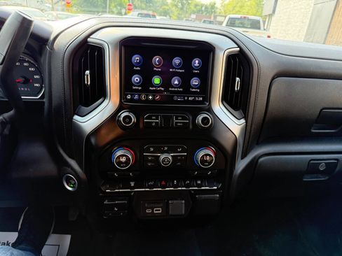 Used 2022 Chevrolet Silverado 3500 LT w/ Convenience Package image 35