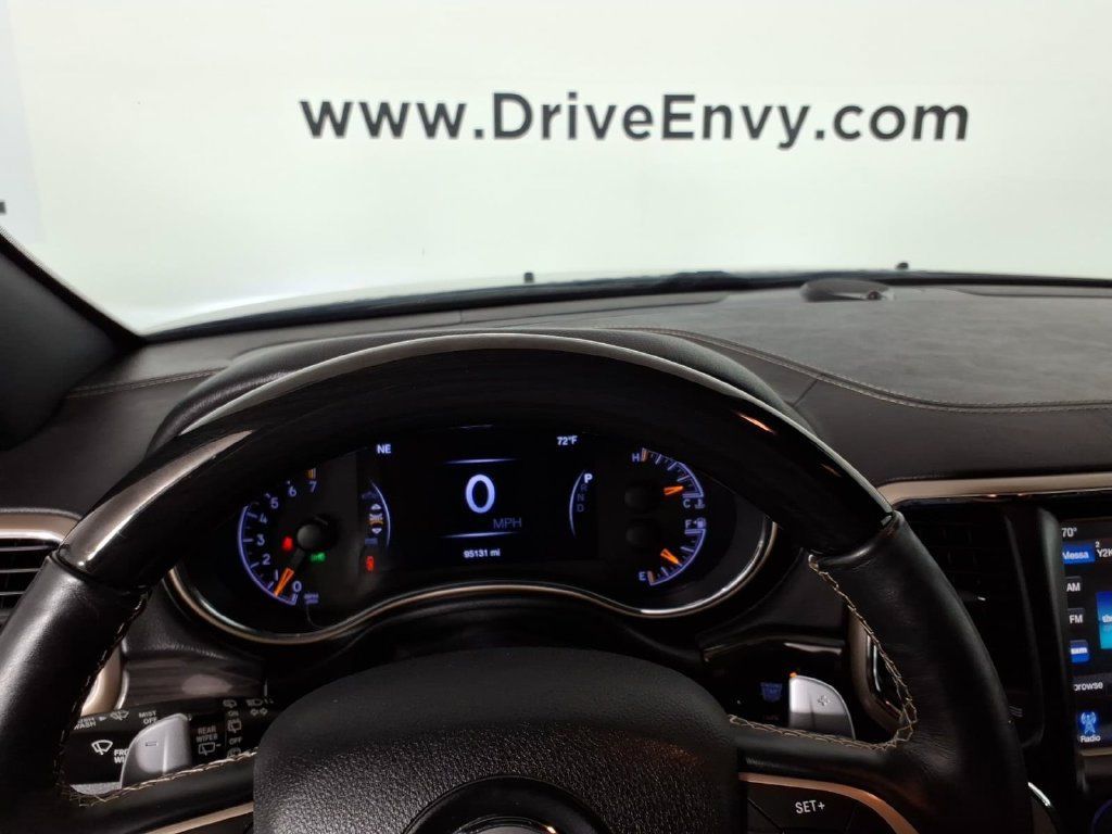 Used 2017 Jeep Grand Cherokee Overland AWD/4WD image 24