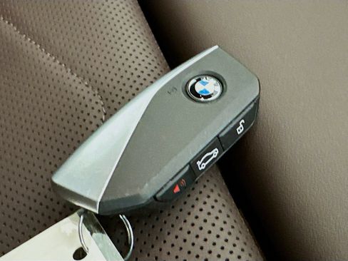 Used 2025 BMW X1 xDrive28i AWD/4WD image 45