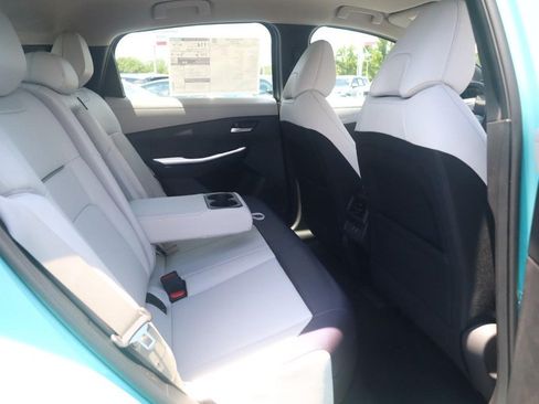 New 2026 Nissan Leaf SV+ w/ Floor Mat Package (SV+) FWD image 20