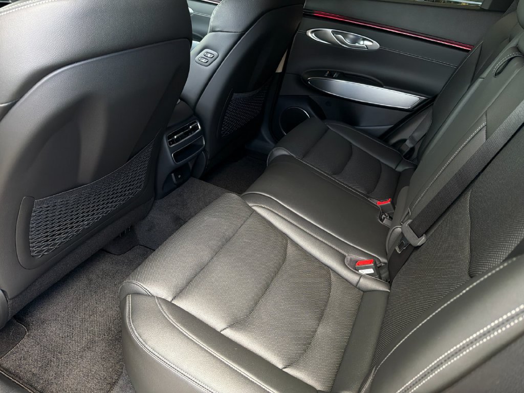 New 2026 Genesis GV70 2.5T Select AWD/4WD image 12