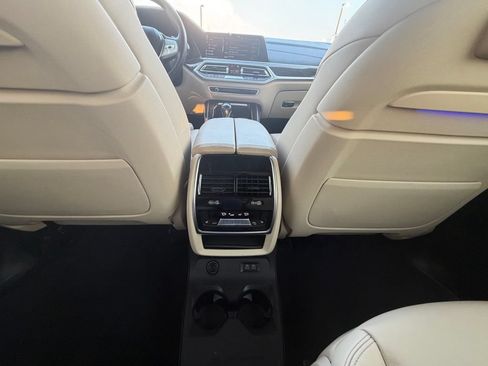 Used 2021 BMW X7 xDrive40i w/ Premium Package AWD/4WD image 33