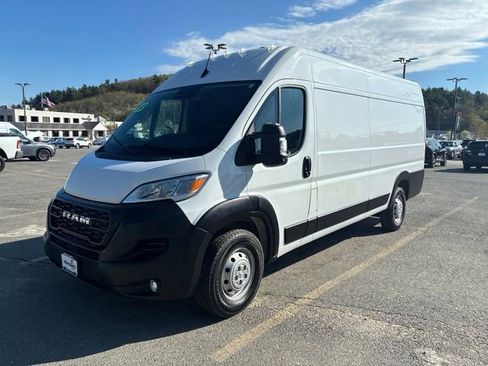 Used 2023 RAM ProMaster 3500 w/ Driver Convenience Group FWD image 7